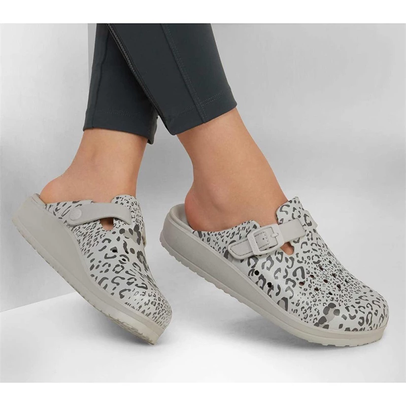 Skechers Foamies Cali Breeze 2.0 – GRAY 4 Skechers Foamies Cali Breeze 2.0 – GRAY - Image 2