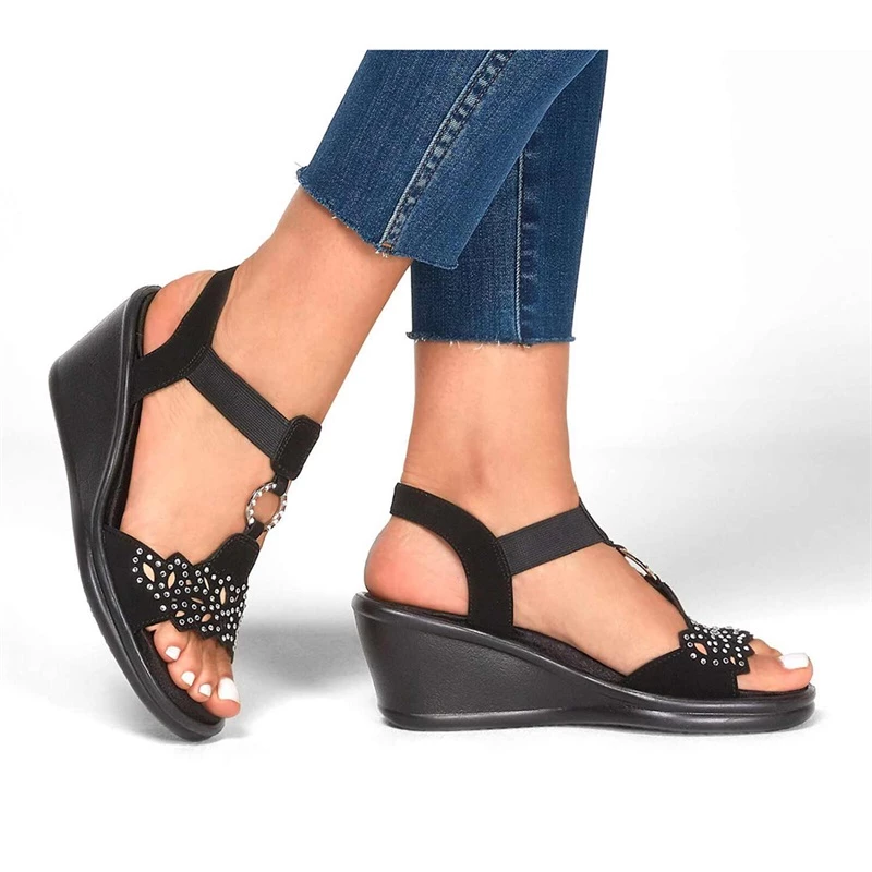 Skechers Rumblers – Queen B – BLK 4 Skechers Rumblers – Queen B – BLK - Image 2